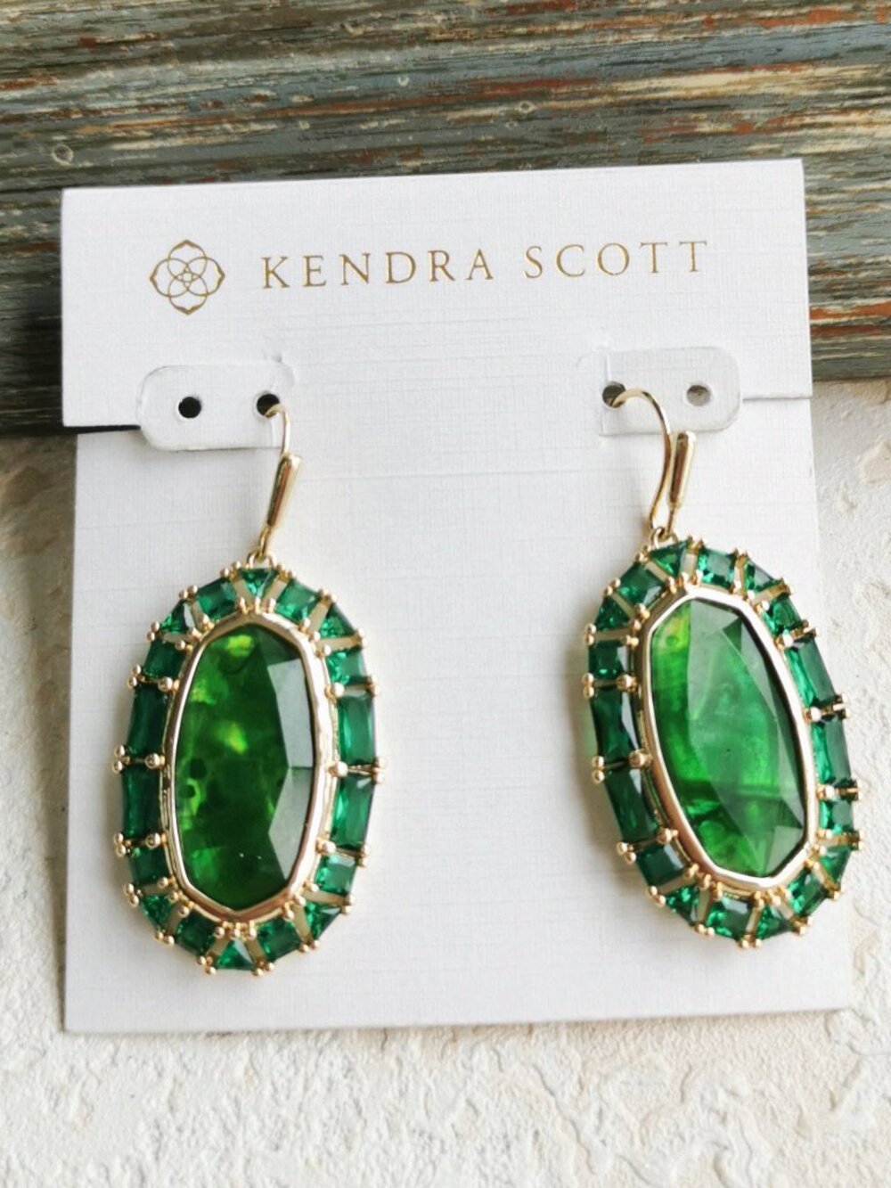 Kendra Scott ❤️ Elle Gold Kelly Green Crystal Frame Earrings